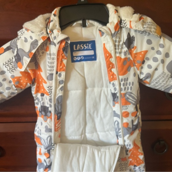 🧡👶 Lassie Brand Orange & Gray Baby Snowsuit, 6mo fits height to 68cm / 26.75” - Picture 2 of 8